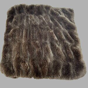 Pottery Barn Faux Fur Accent Pillow Cover 18"x18" Chocolate Brown Rustic Cabin